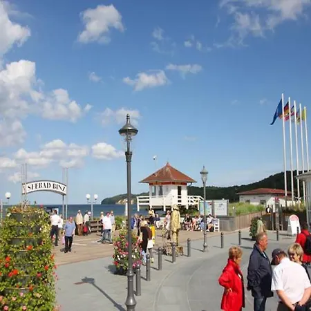 Residenz Clara Sophia Fewo 03 Strandnah Апартаменты Остзебад Бинц